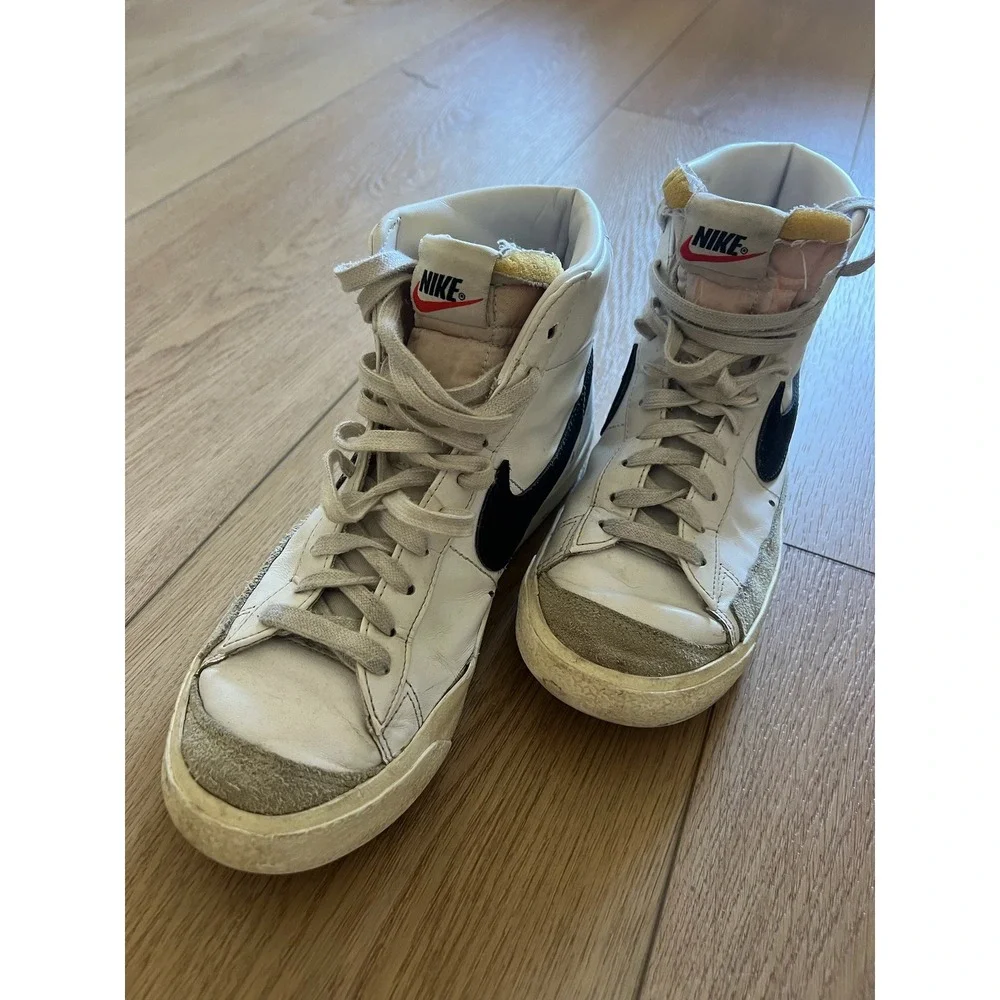 Nike Blazer Mid 77 Vintage White Black‎ Leather High Top Womens Shoes